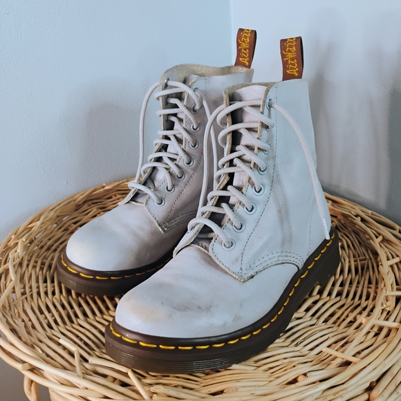 Dr. Martens 1460 Pascal Virginia White Leather Lace Up Combat Boots Size 6 / 37 - Picture 2 of 14